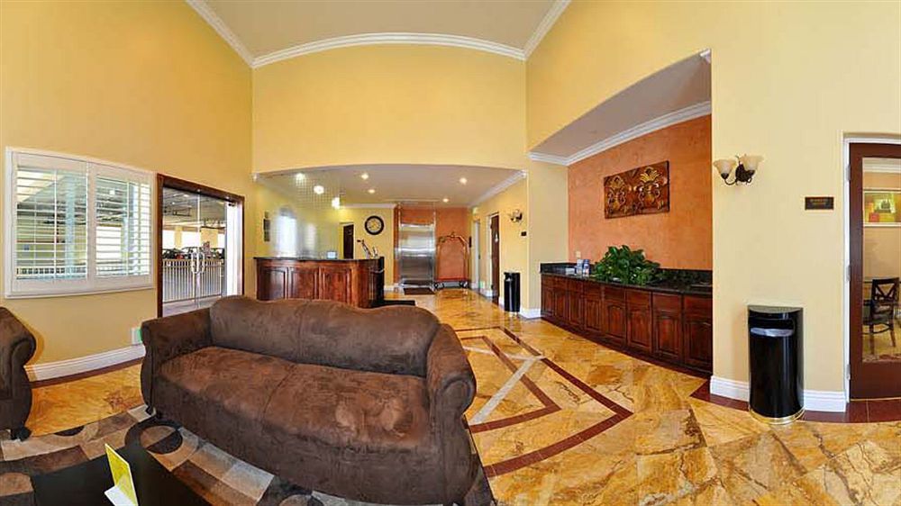 Best Western Burbank Airport Inn Los Angeles Bagian luar foto
