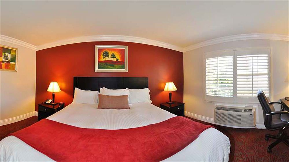 Best Western Burbank Airport Inn Los Angeles Bagian luar foto
